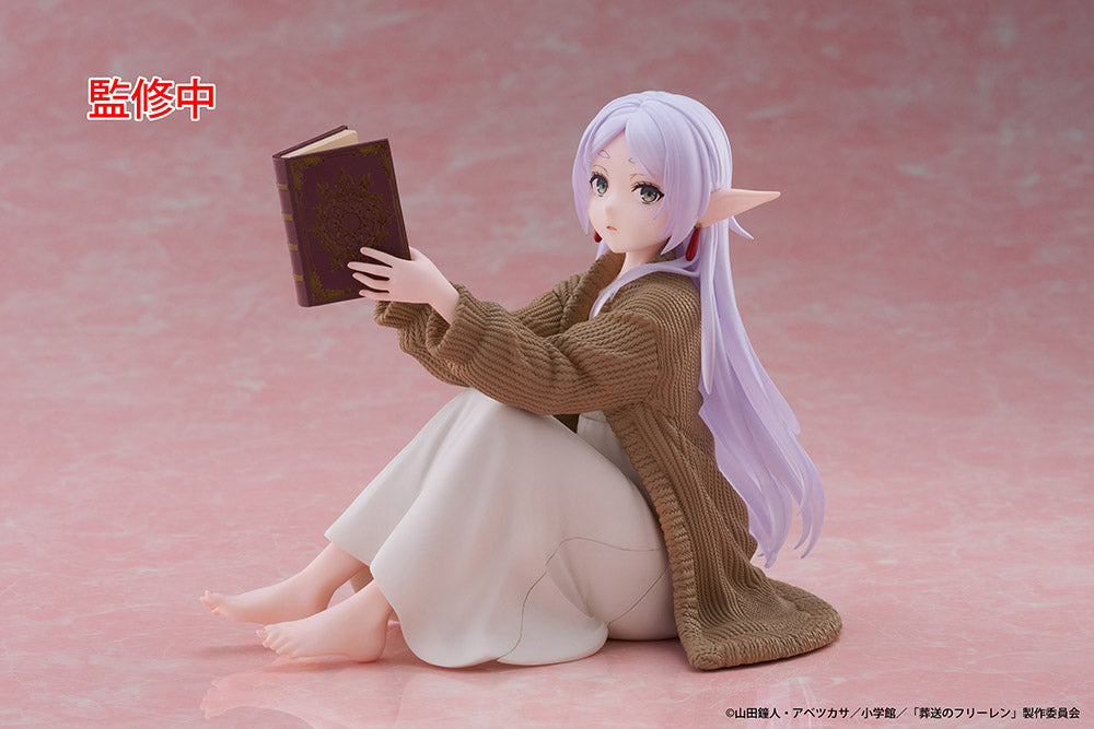 Frieren: Beyond Journey's End - Desktop Cute Prize Figure - Frieren (Roomwear Ver.)